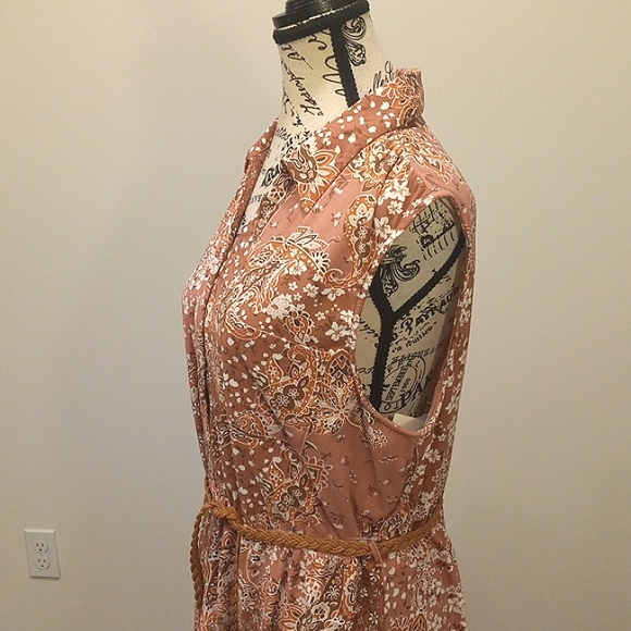 Asymmetrical Hem Flowy Dress Plus Size Floral Pastel Stretch w Belt glamour - Picture 5 of 16